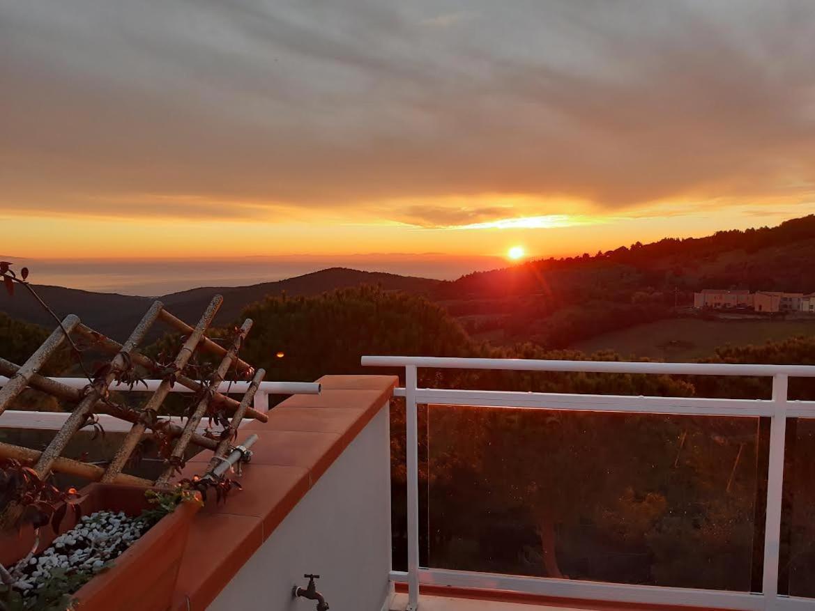 Vista Sulle Isole Dell'Arcipelago Toscano Nibbiaia 外观 照片
